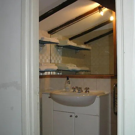 아파르타멘토 코로나리 아파트 *