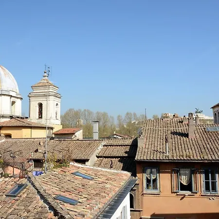 아파르타멘토 코로나리 로마