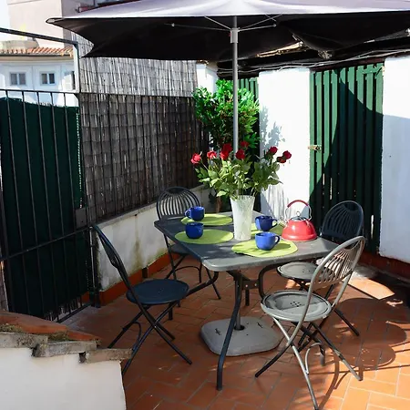 아파르타멘토 코로나리 아파트 *