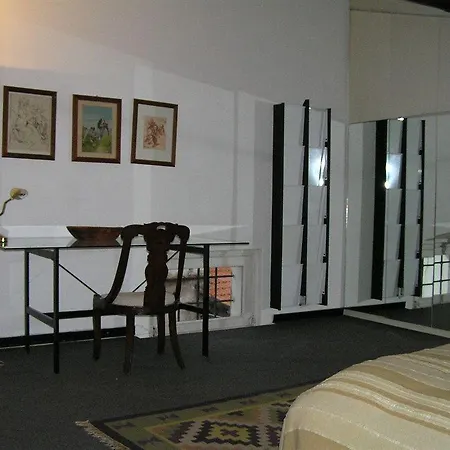 Coronari Apartamento